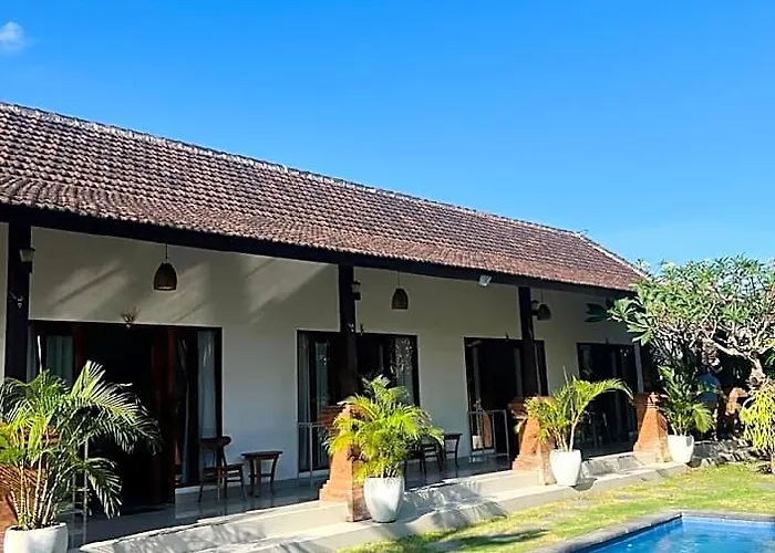 Wiryaroja Hotel 5*