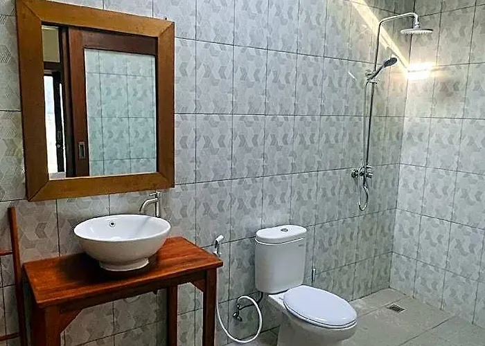 Hotel Wiryaroja